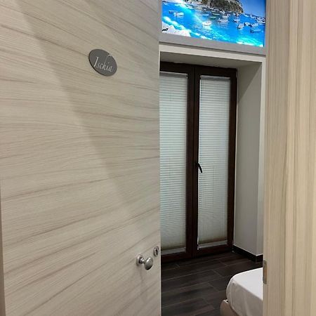 나폴리 Beb Pisadog B&B 외부 사진